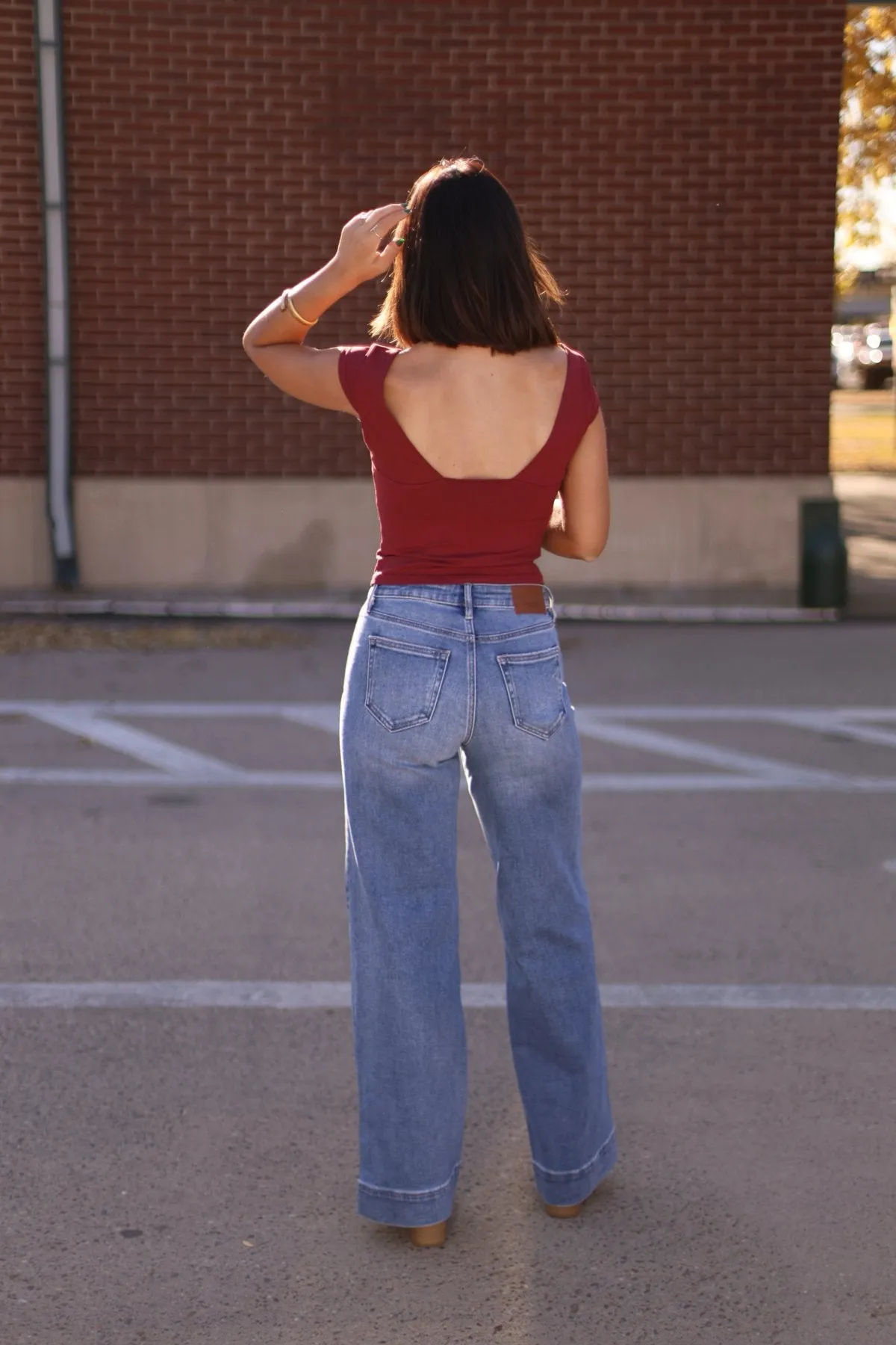 Hidden Medium Wash Wide Leg Jeans