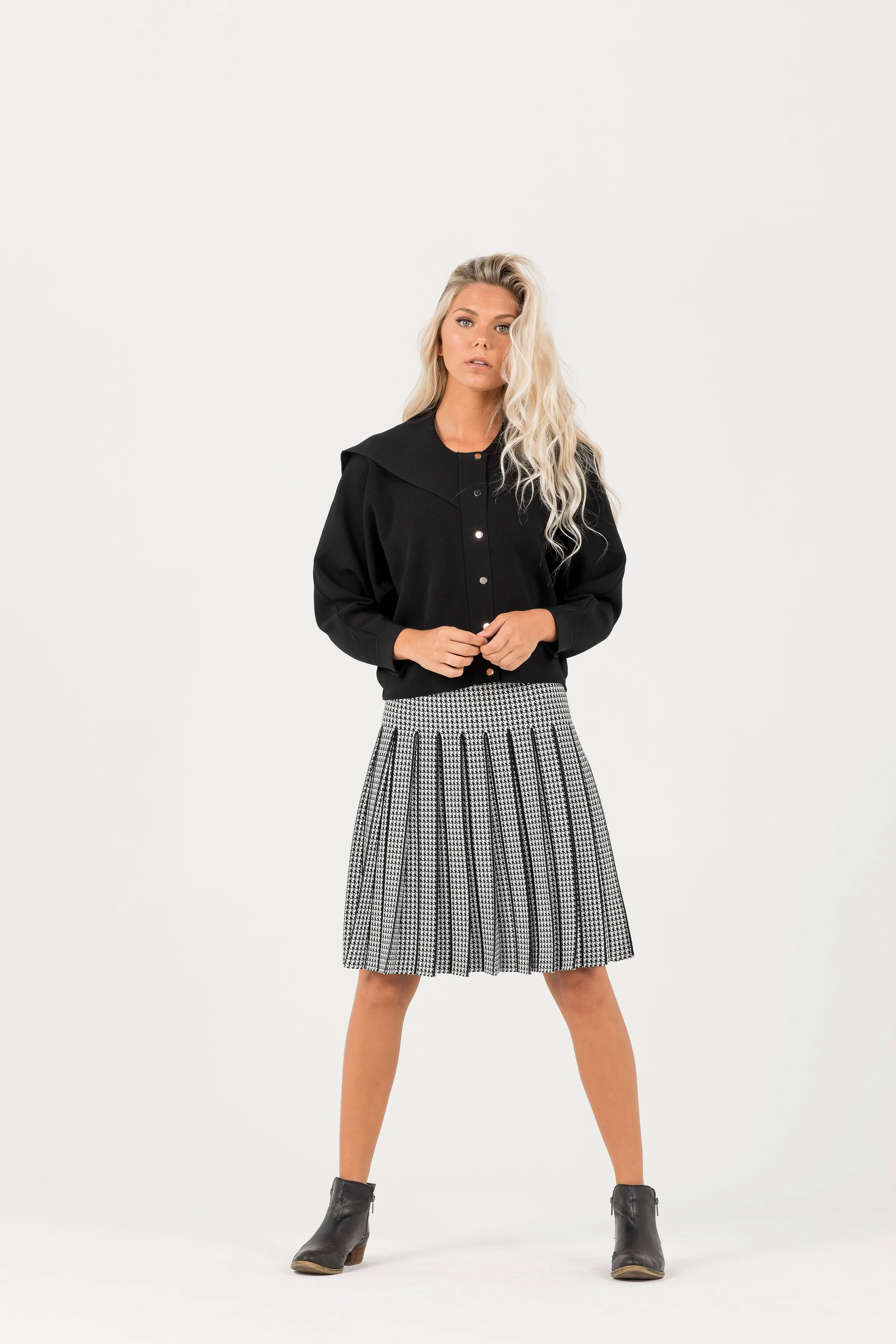 Houndstooth Wonder Skirt