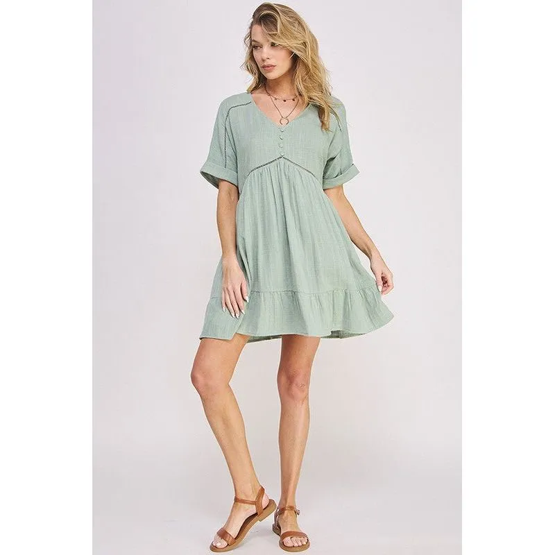 PLUS SIZE SHORT SLV BUTTON DOWN V-NECK SHORT DRESS