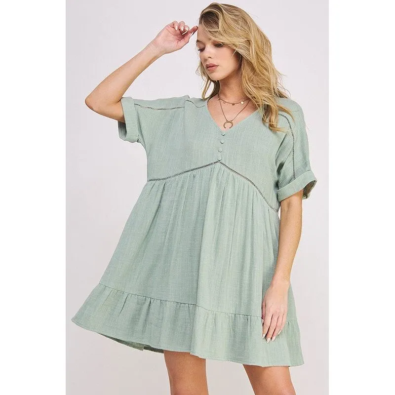 PLUS SIZE SHORT SLV BUTTON DOWN V-NECK SHORT DRESS