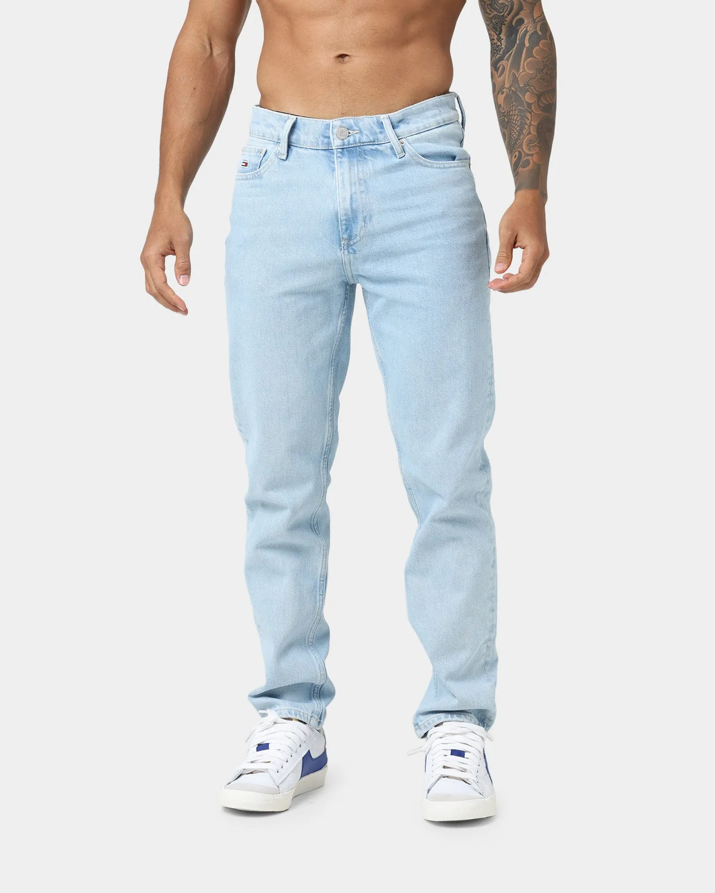 Tommy Jeans BF7012 Dad Tapered Jeans Denim Light