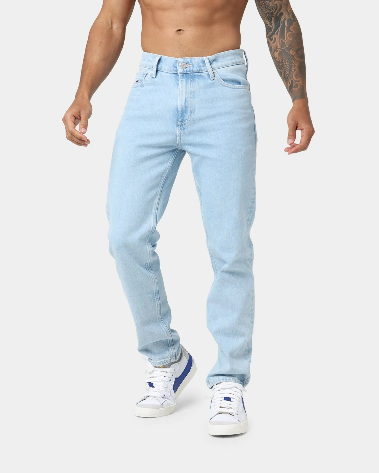 Tommy Jeans BF7012 Dad Tapered Jeans Denim Light