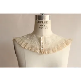 Vintage 1900s 1910s Collar in Beige Lace